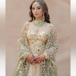 PAKISTANI LUXURY DESIGNER VIRAL HANDMADE BRIDAL REAL MIRROR VEIL SHAWL DUPATTA